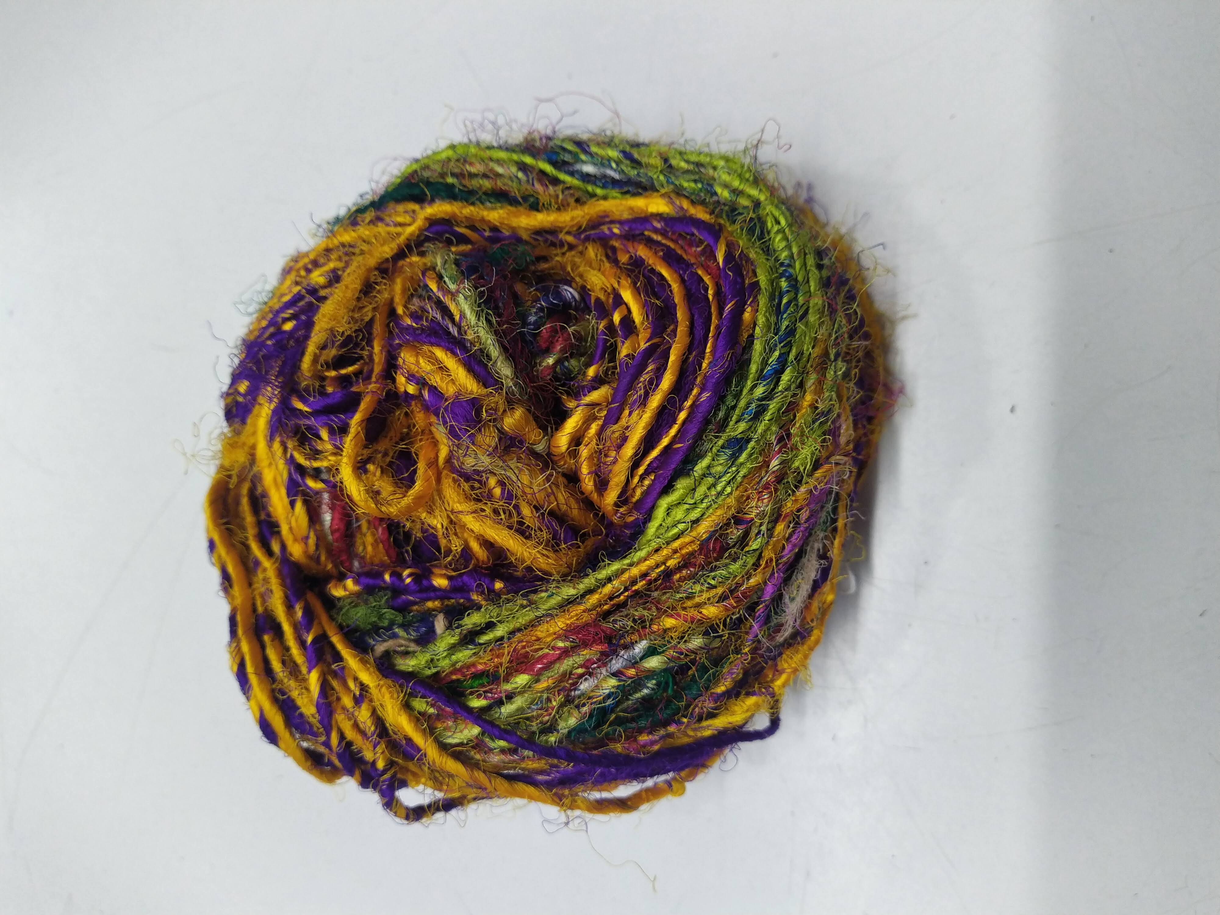 Recycled silk yarn (31)